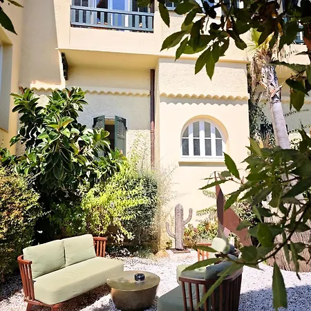 Szálloda La Garoupe-gardiole Boutique 3*