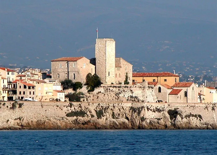 La Garoupe-gardiole Boutique Antibes